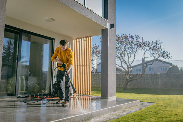 Best Pool Deck Cleaning  in Montclair, CA